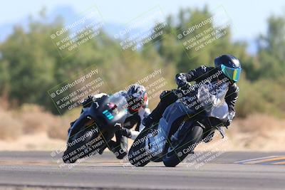 media/Nov-06-2022-SoCal Trackdays (Sun) [[208d2ccc26]]/Turn 7 Set 1 (1050am)/